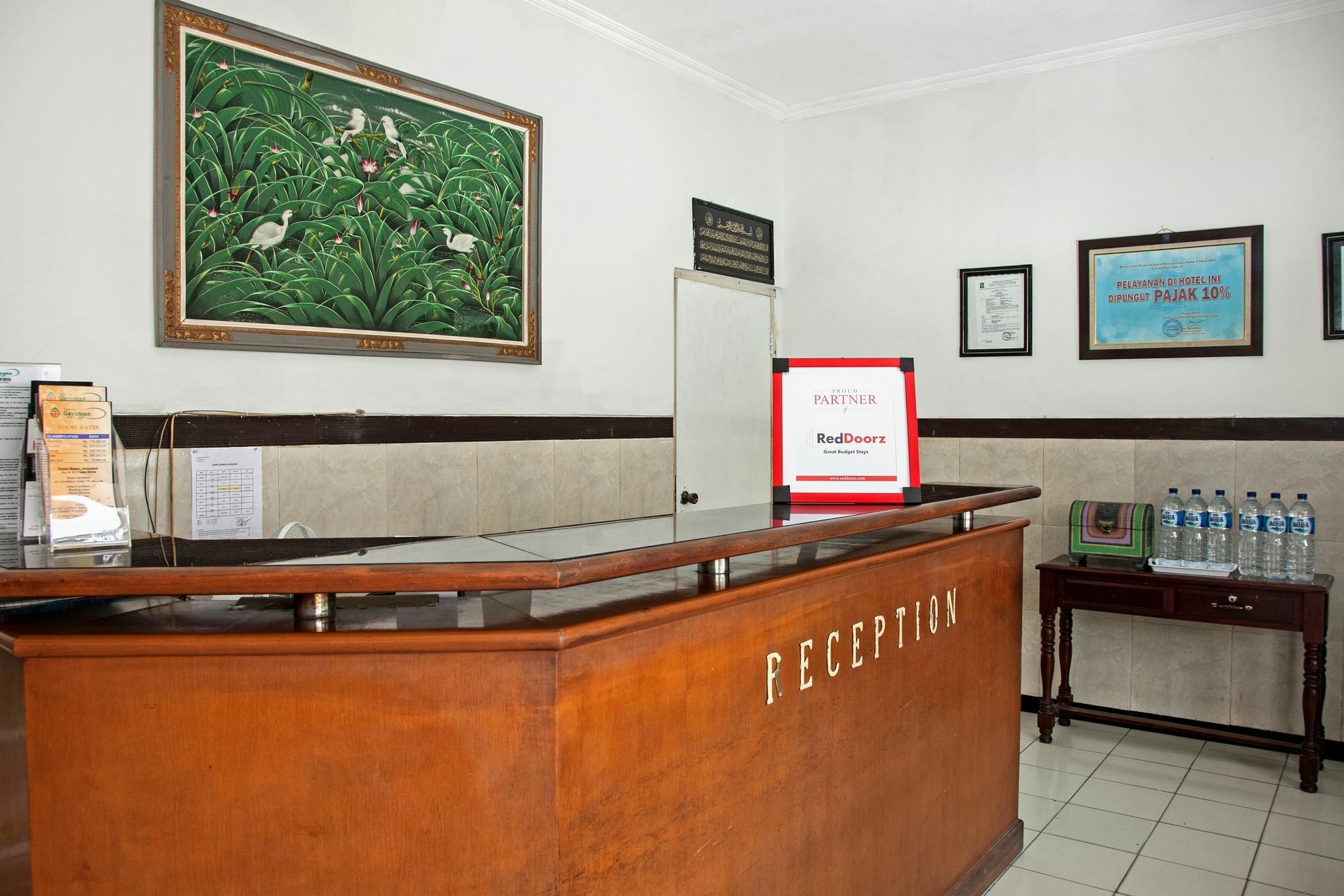 Reddoorz Near City Of Tomorrow Mall Сурабая Екстериор снимка